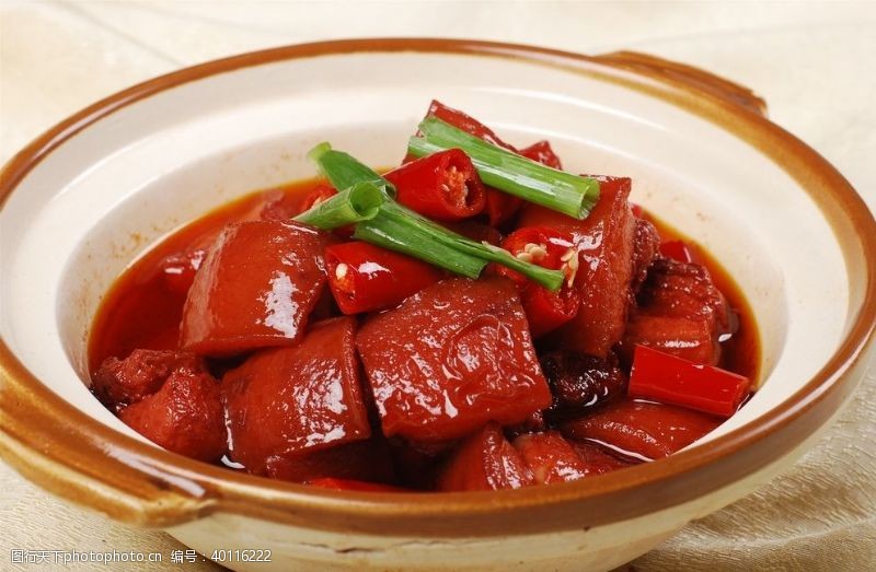 梅菜扣肉饭红烧肉图片