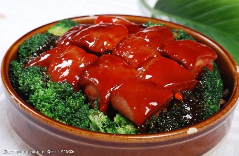 梅菜扣肉饭红烧肉图片