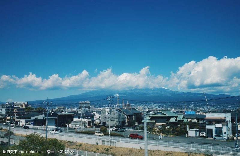 旅游封面日本富士山图片