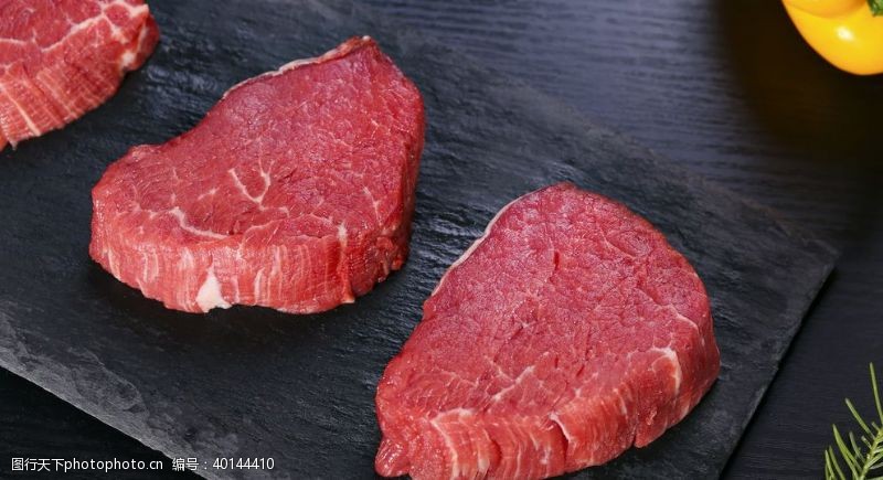 无公害新鲜牛肉图片