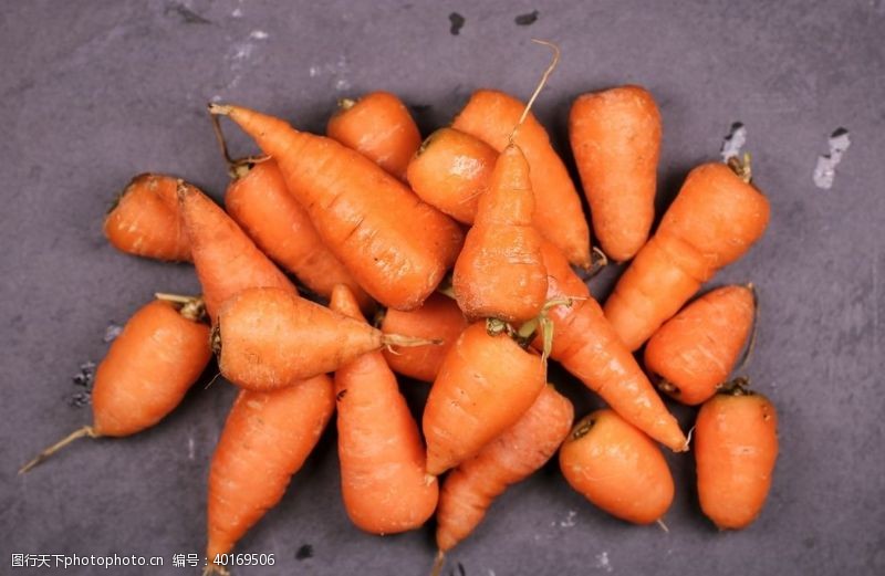 有机蔬菜红萝卜图片