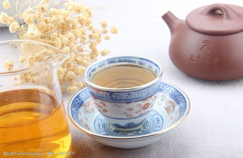 水杯普洱茶茶艺图片