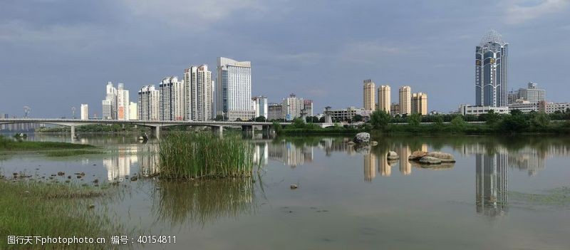 江水天汉大桥图片