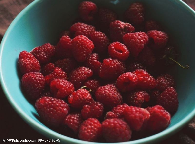 水果宣传树莓图片