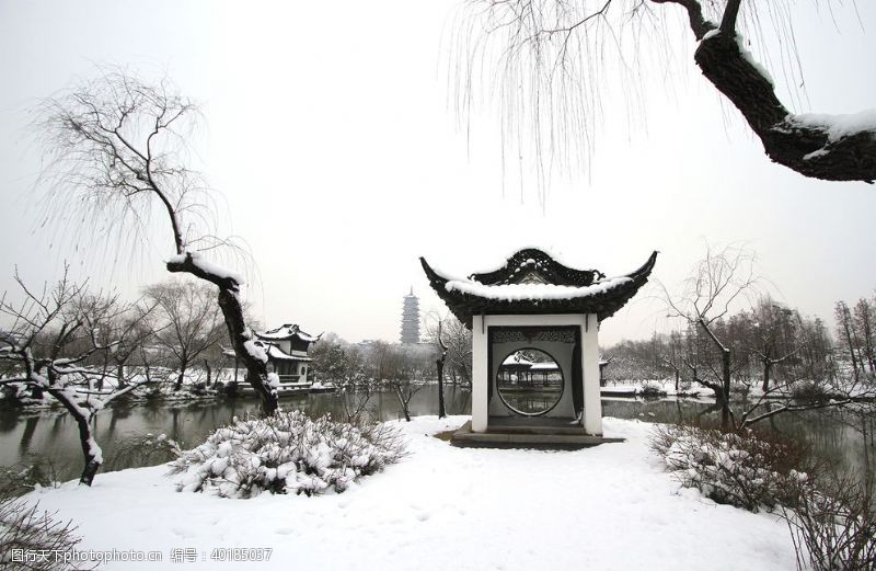 扬州瘦西湖雪景图片