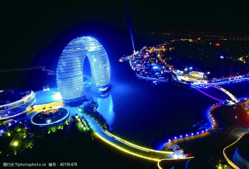 青海湖月亮酒店夜景图片