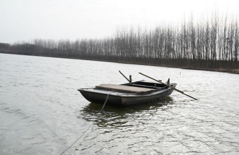 江南水乡渔船图片