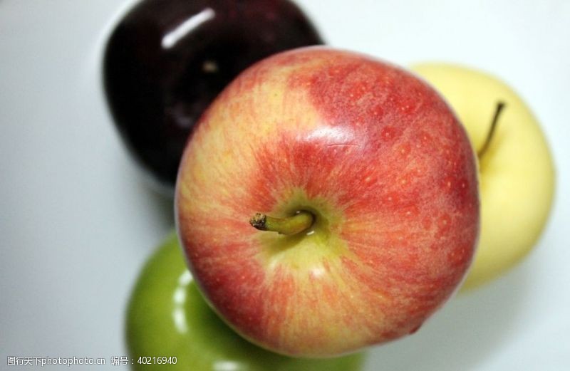 绿色水果红富士苹果图片