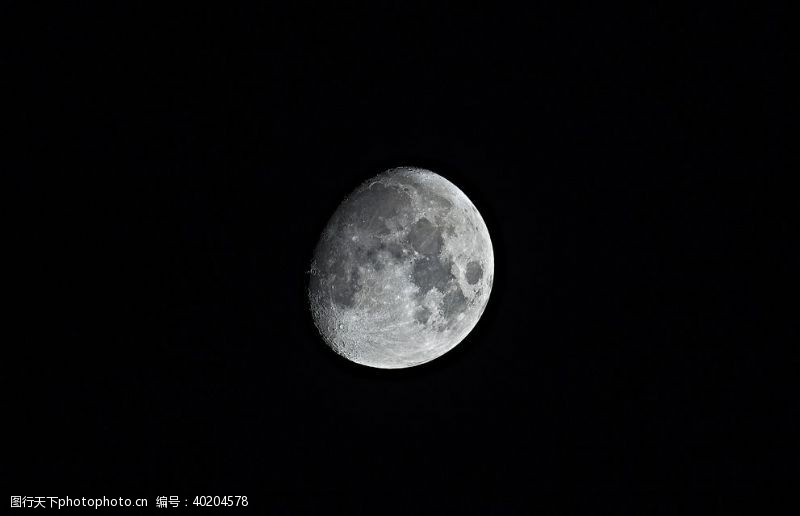 轨道月亮图片