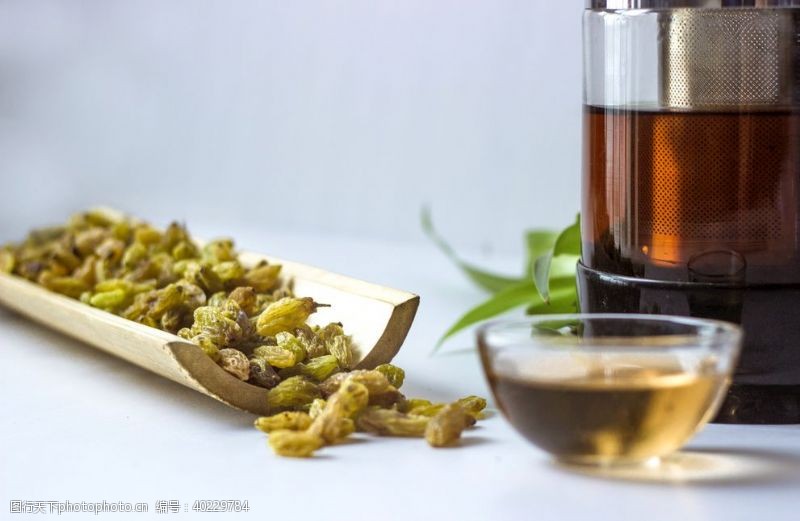 普洱茶新疆特产葡萄干图片