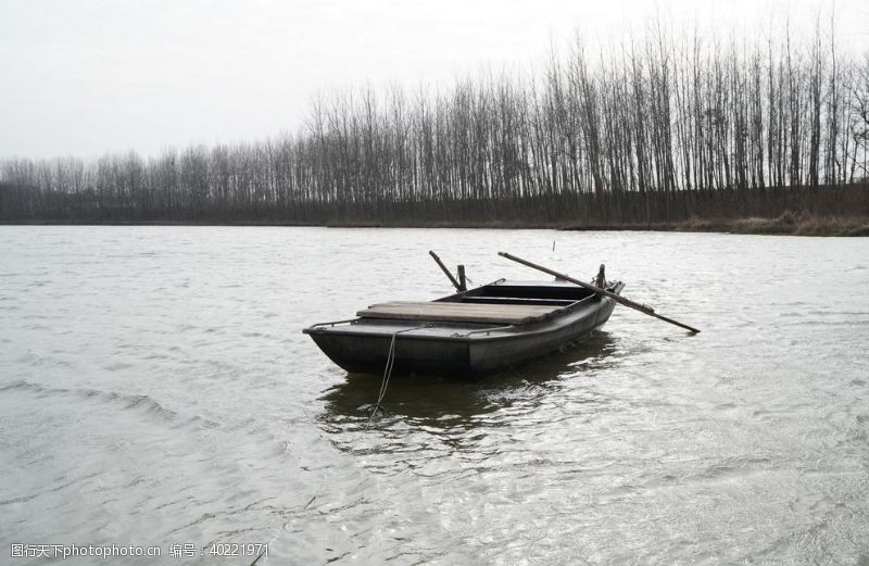 江南渔船图片