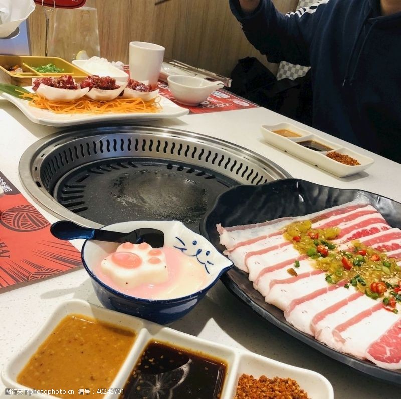 日本美食店烤肉图片
