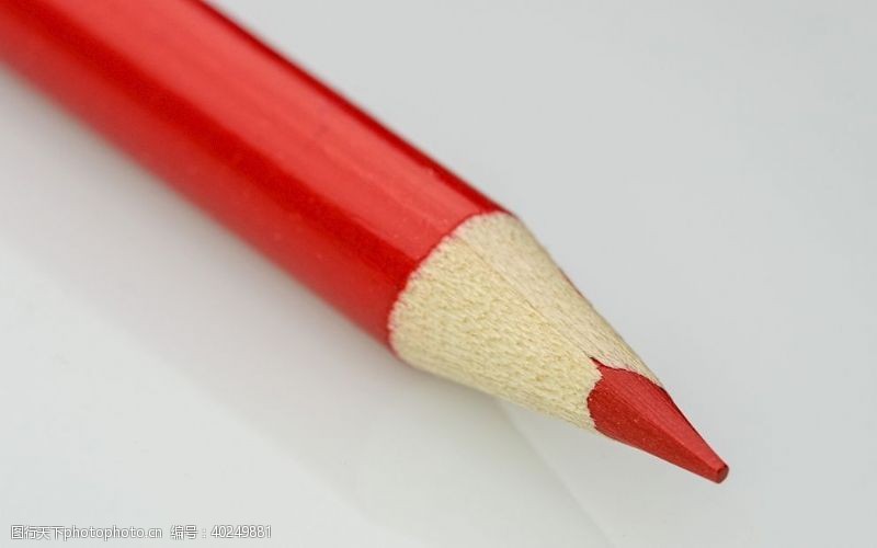 艺术品红色铅笔红色彩色铅笔画画图片