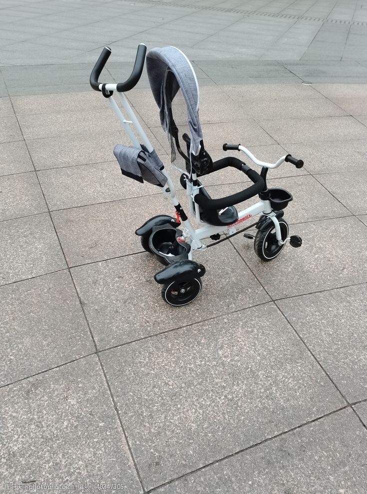车素材婴幼儿代步车图片