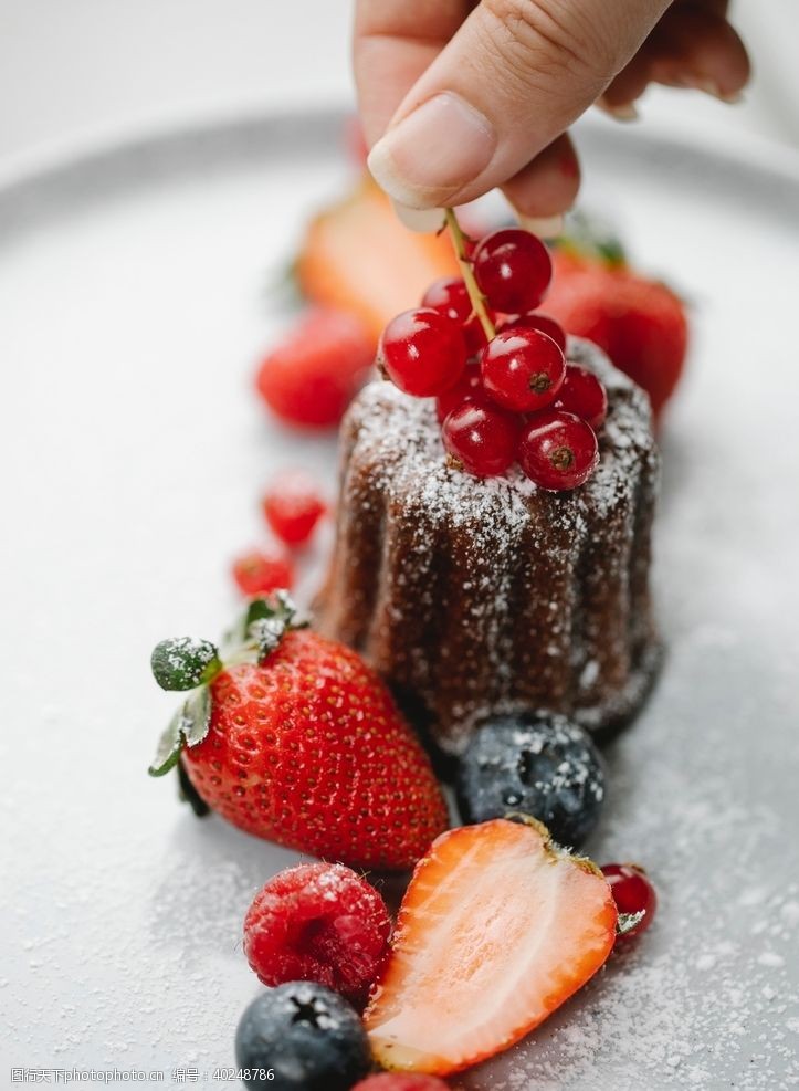 草莓糕点蛋糕图片