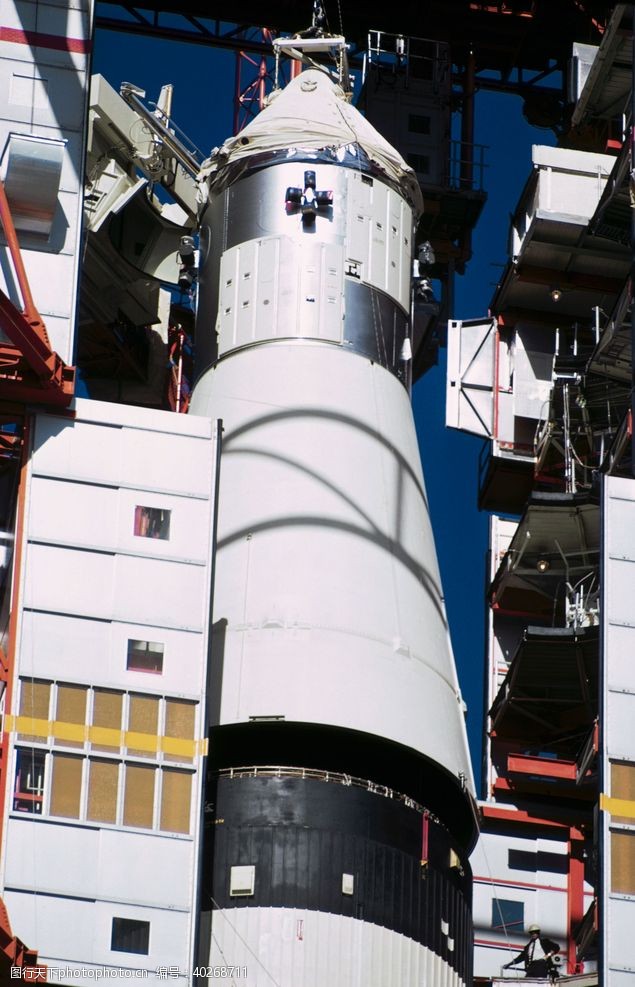 唯美星空航天器载人火箭航天科技图片