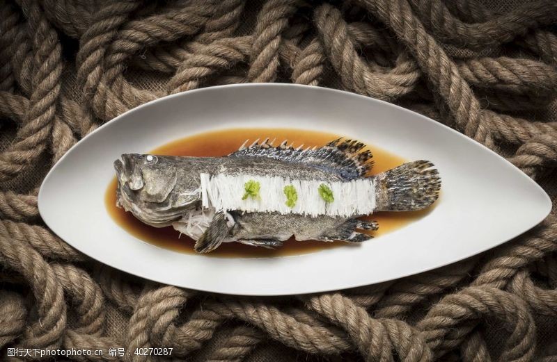 高清菜谱用图清蒸石斑鱼图片