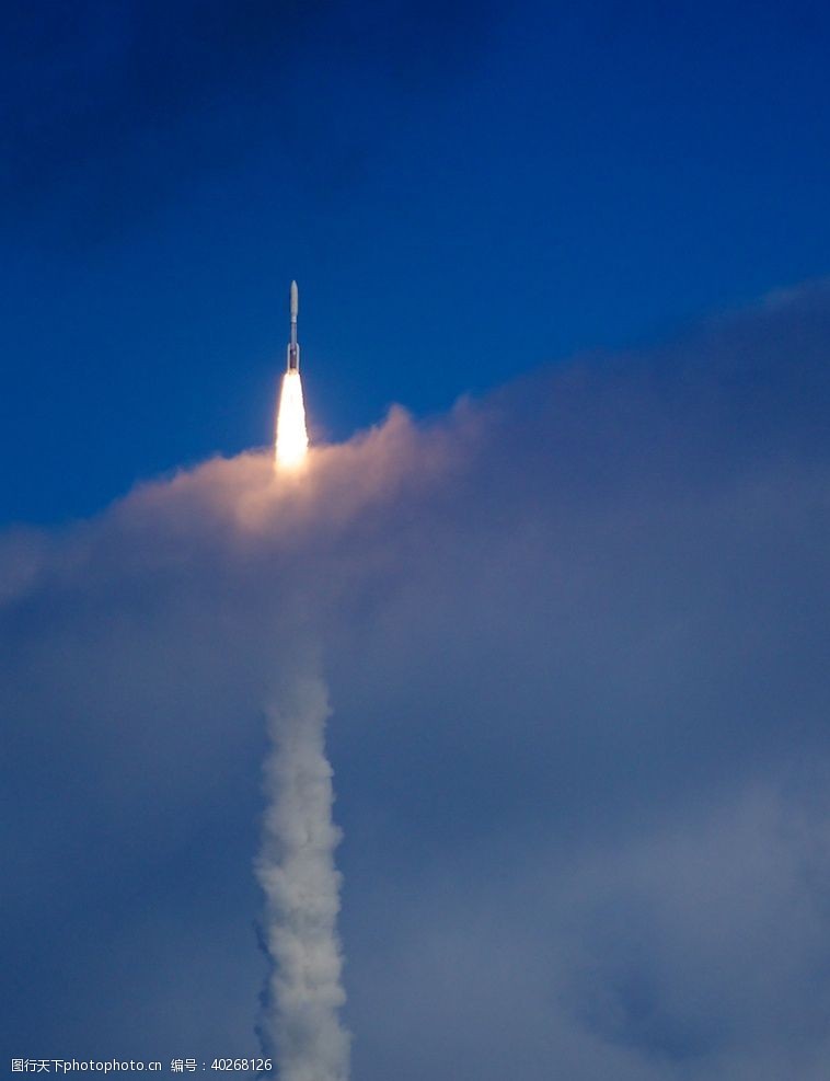 科技空间航天器载人火箭图片