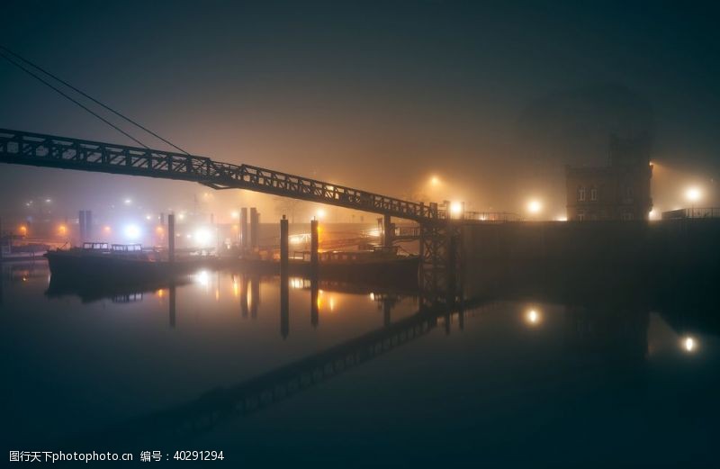 夜港码头夜景图片