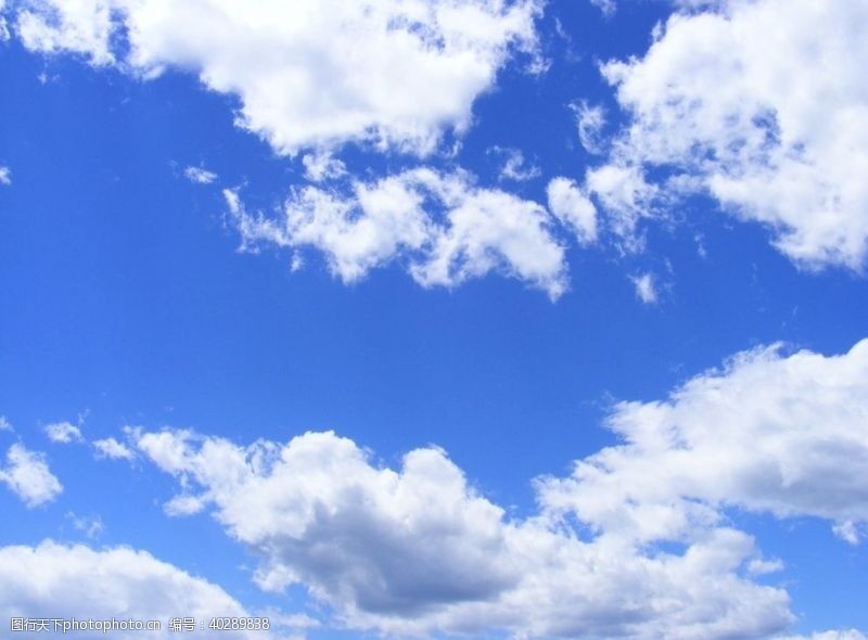 白色蓝天白云图片